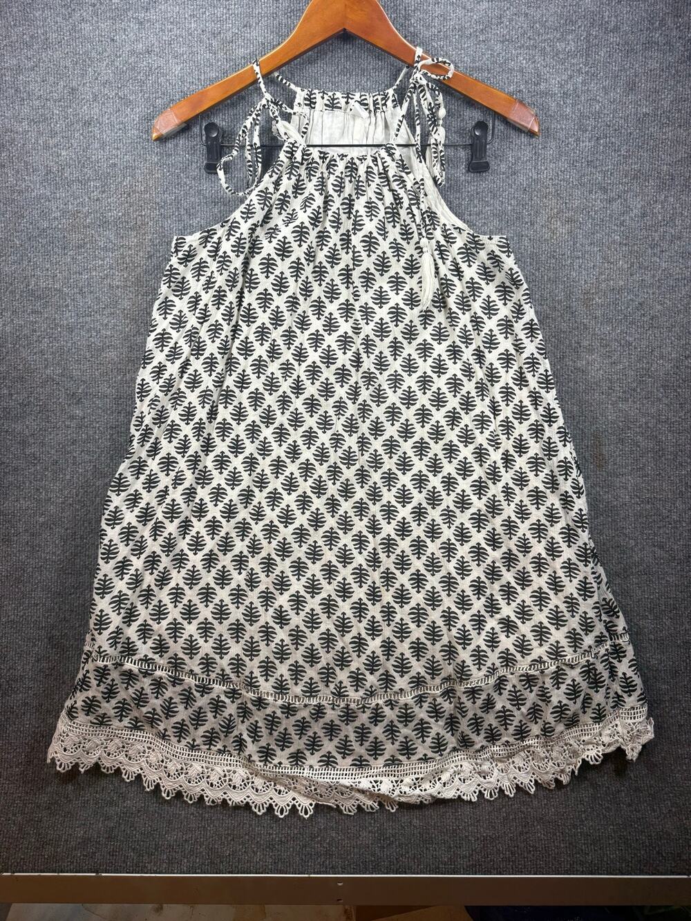 Lot of 2 Old Navy Sun Dresses Women's M Black and White w/ Polka Dots Summer